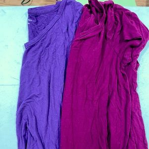 2 v-neck loose tshirts